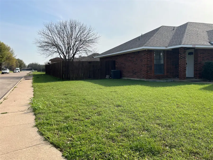 514 Amber Lane, Desoto, TX 75115 - #2