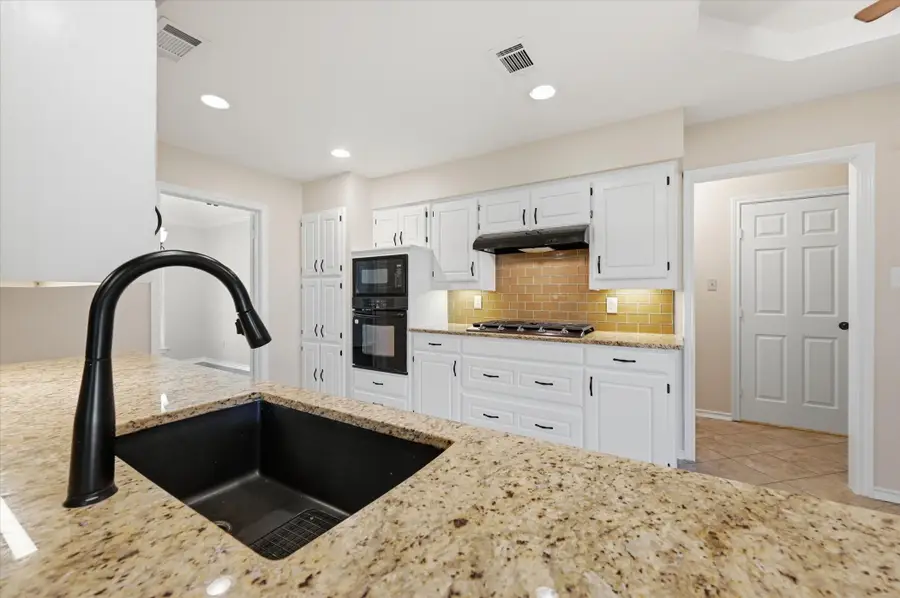 101 Baird Circle, Highland Village, TX 75077 - #3