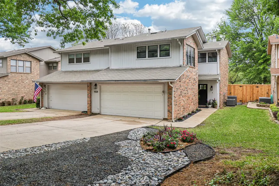 1428 Hampton Road, Grapevine, TX 76051 - #2