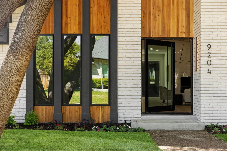 9204 Heatherdale Drive, Dallas, TX 75243 - #2