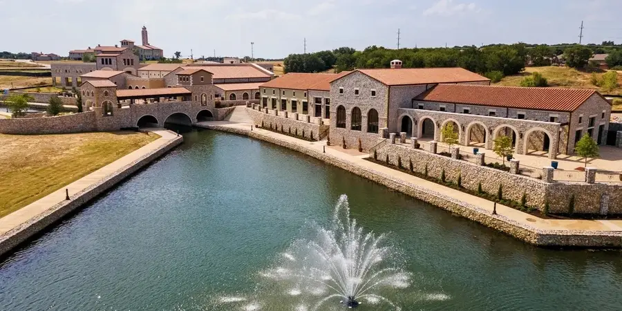 10 Castellon Drive, Westlake, TX 76262 - #2