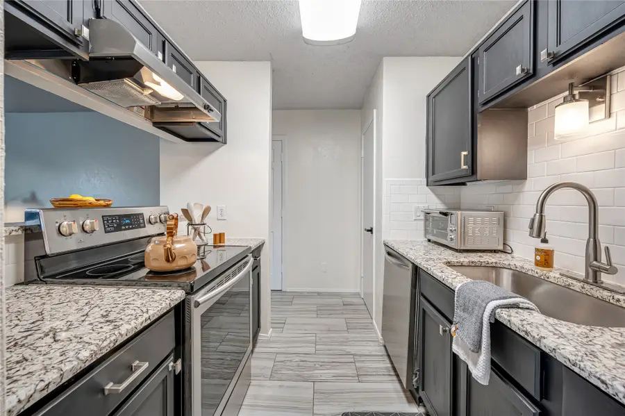 18333 Roehampton Drive #821, Dallas, TX 75252 - #3