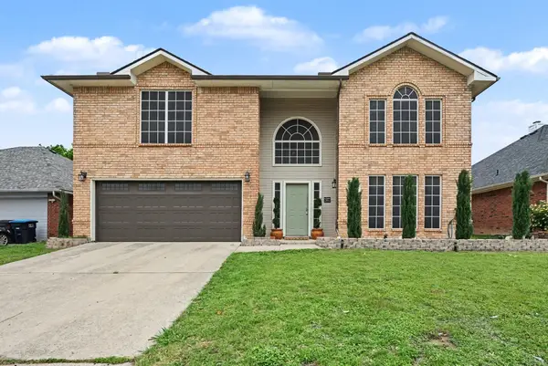 6713 Cambrian Way, Fort Worth, TX 76137