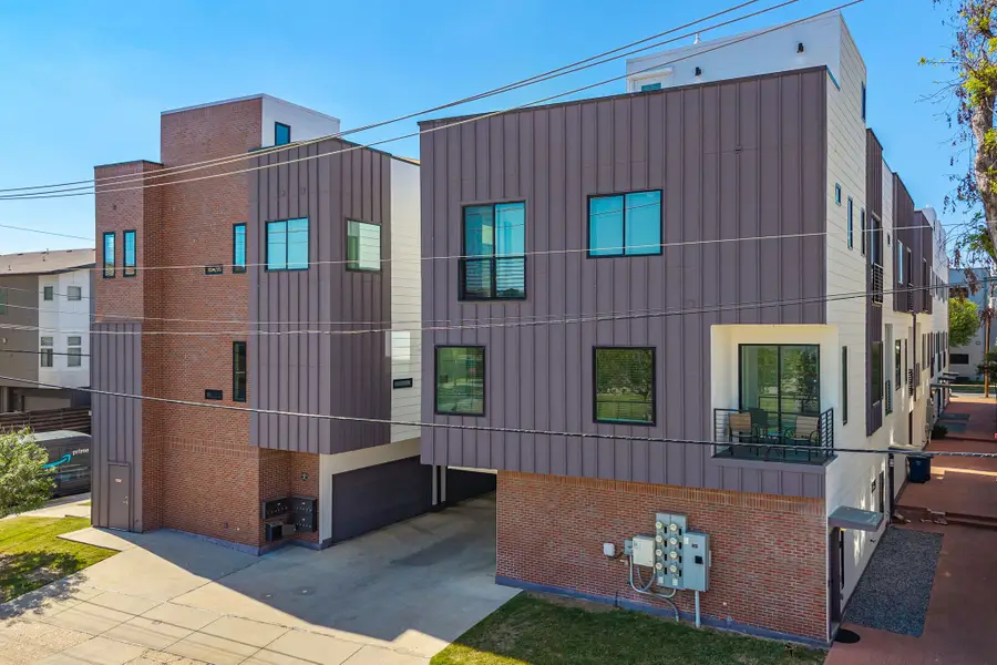 2450 N Garrett Avenue #18, Dallas, TX 75206 - #2