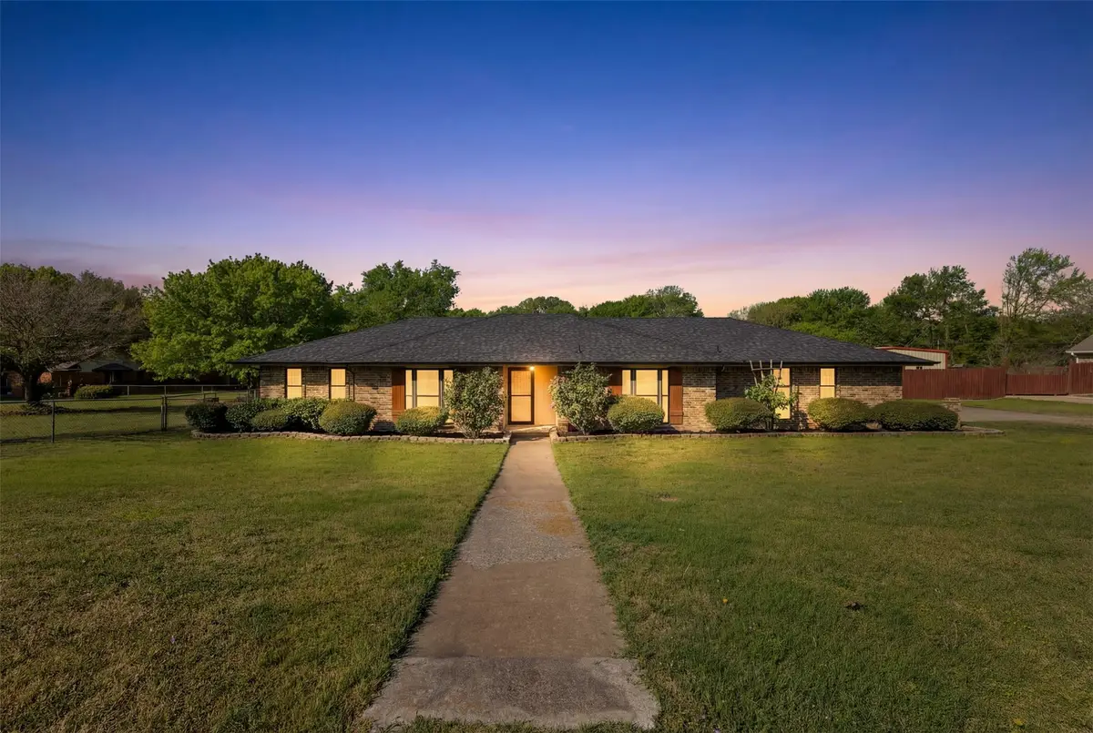 1108 Lakefront Drive, Waxahachie, TX 75165 - #1
