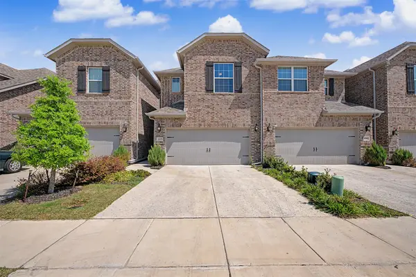 537 Hutchinson Lane, Lewisville, TX 75077