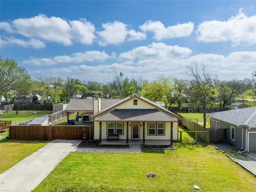 105 S 6th Street, Celeste, TX 75423 - #2