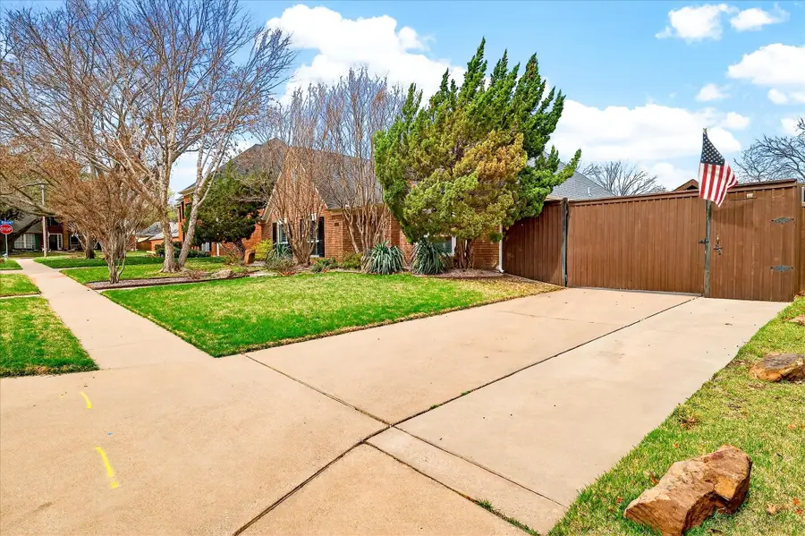 712 Shannon Lane, Highland Village, TX 75077 - #3