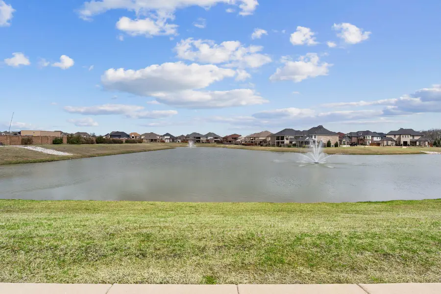 2671 Corona Drive, Grand Prairie, TX 75054 - #3