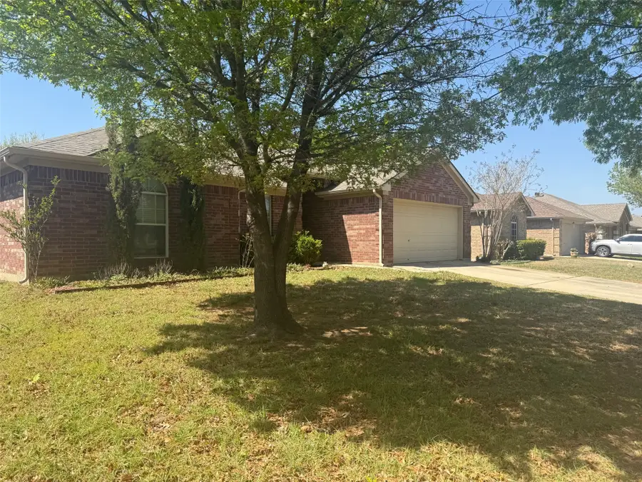 933 Sherry Lane, Saginaw, TX 76179 - #3