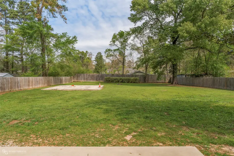 6306 Garden Oaks Drive, Shreveport, LA 71129 - #3