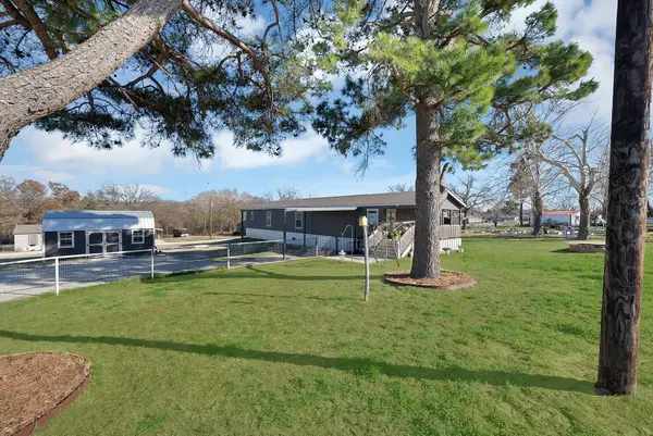 130 Firefly Drive, Springtown, TX 76082