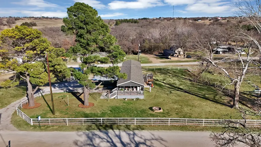 130 Firefly Drive, Springtown, TX 76082 - #2