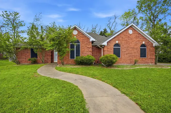 109 Franklin Court, Pottsboro, TX 75076