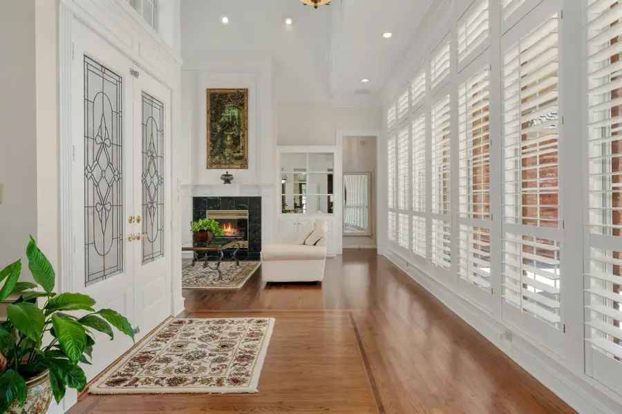 303 W Charlottesville Avenue, Colleyville, TX 76034 - #2