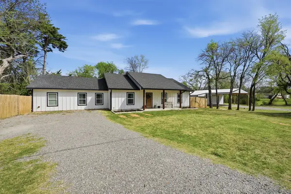 501 Bonham Street, Tom Bean, TX 75491