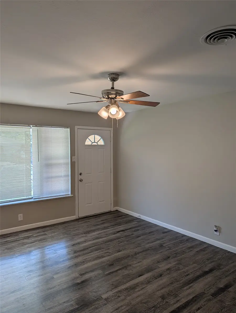 5417 Palmer Drive, Haltom City, TX 76117 - #2