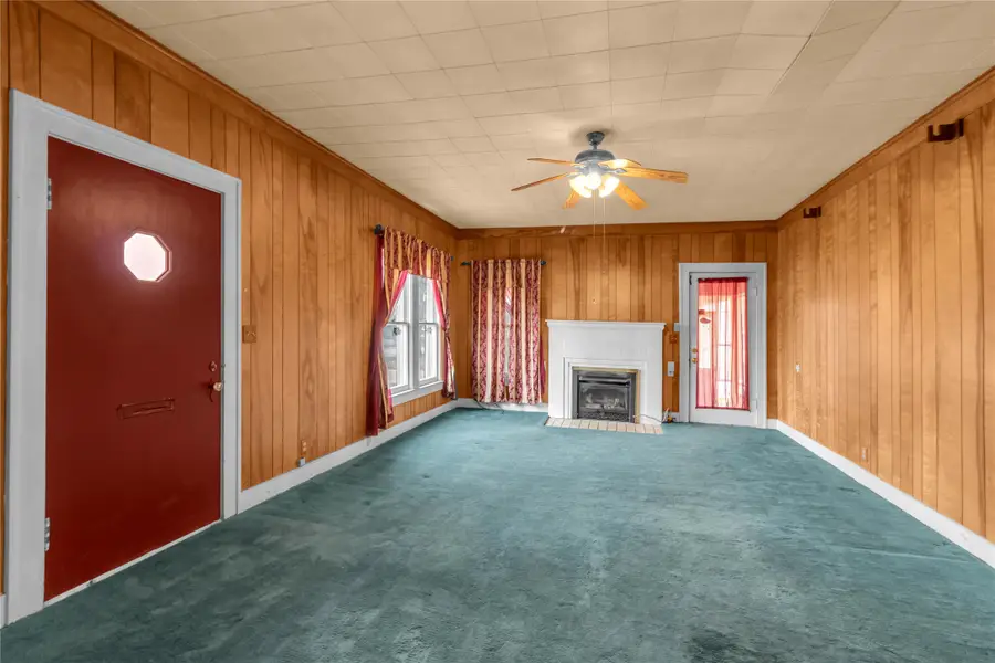 819 W Liveoak St, Coleman, TX 76834 - #2