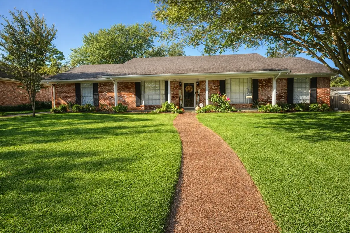 5302 Vale Street, Greenville, TX 75402 - #1