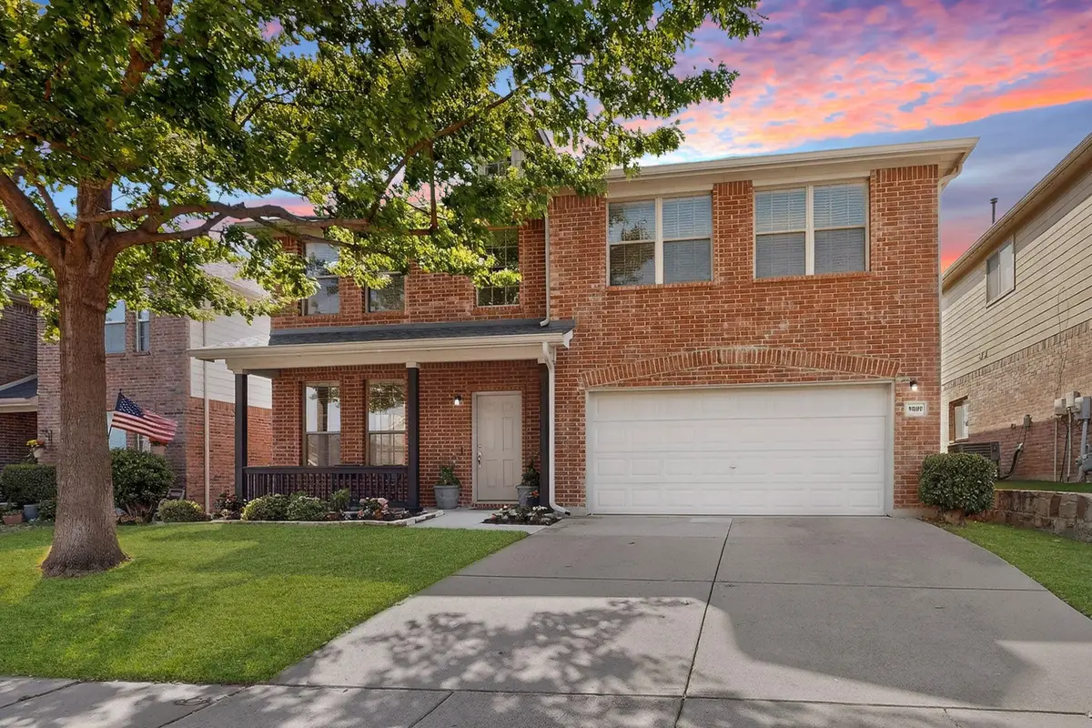 9009 Golden Sunset Trail, Fort Worth, TX 76244 - #1