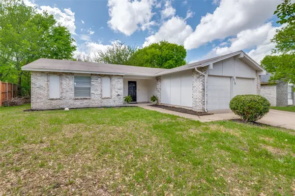 1519 Oakbrook Street, Lancaster, TX 75134