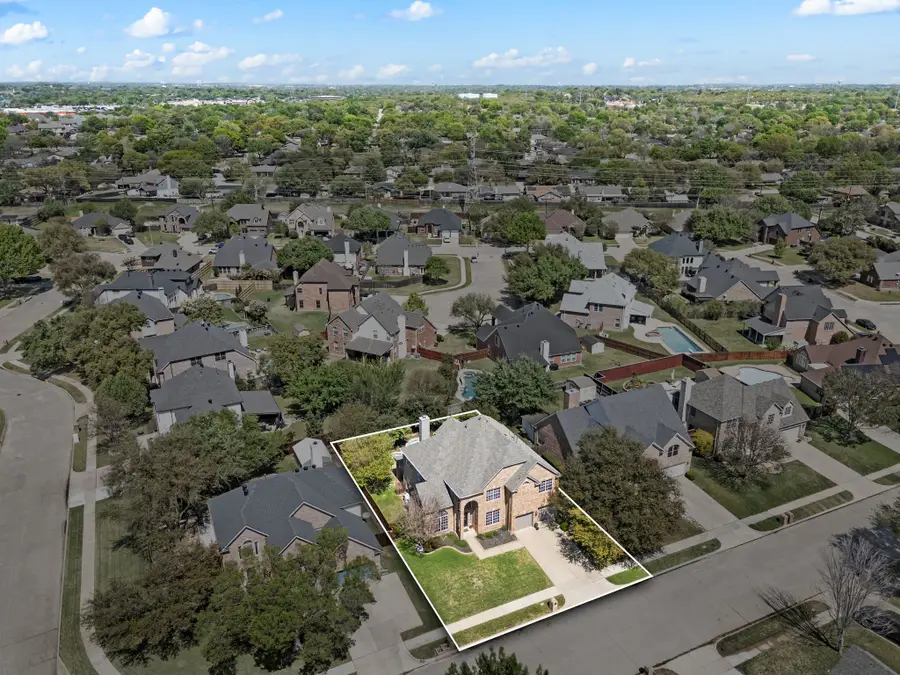 417 Shade Tree Circle, Hurst, TX 76054 - #2