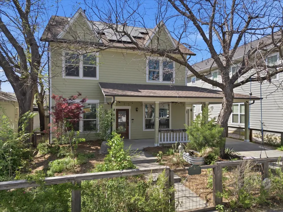 405 N Chestnut Street, McKinney, TX 75069 - #2