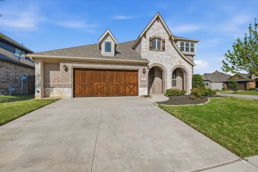 300 Ben Thomas Street, Burleson, TX 76028 - #2