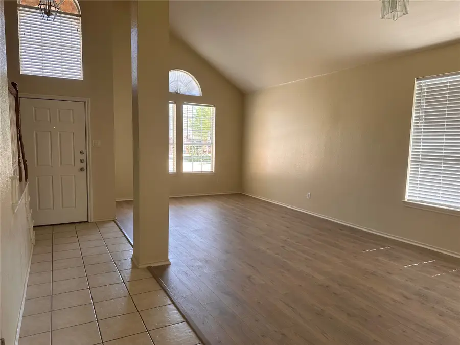 601 Babbling Brook Drive, Saginaw, TX 76179 - #2