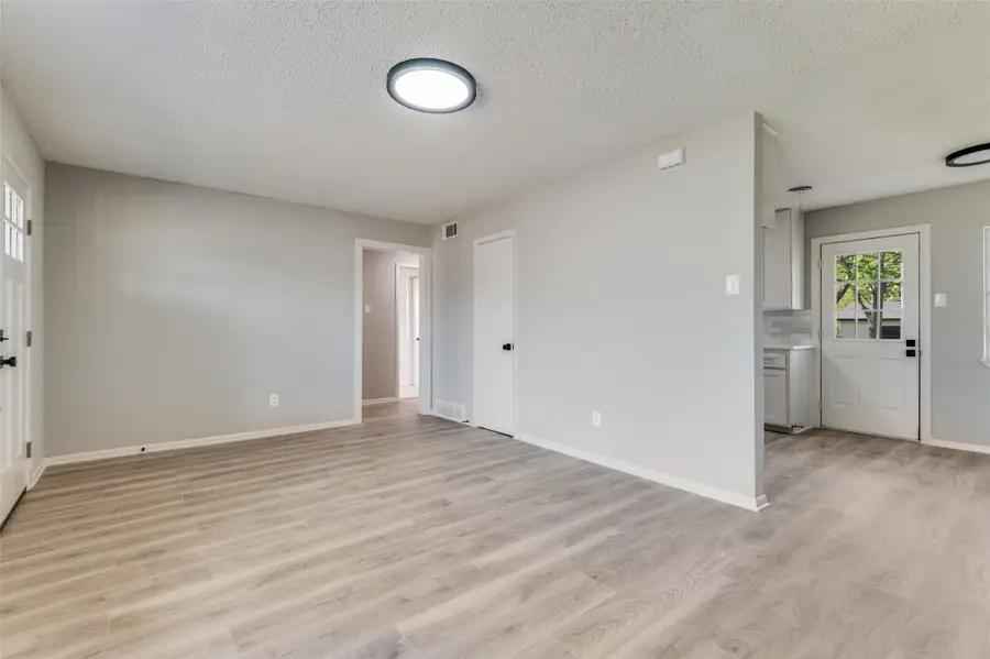 2320 Muret Street, Irving, TX 75062 - #3