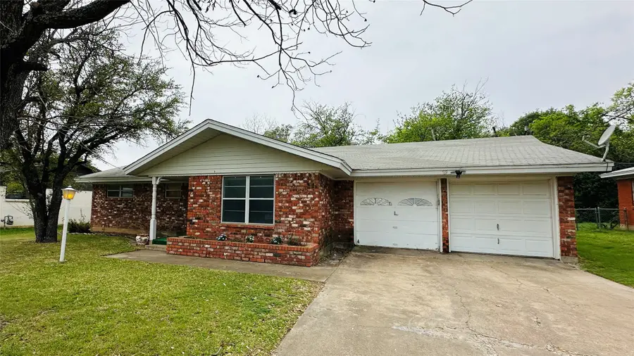 1138 Usher Street, Benbrook, TX 76126 - #3