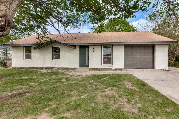 3716 Clotell Drive, Fort Worth, TX 76119