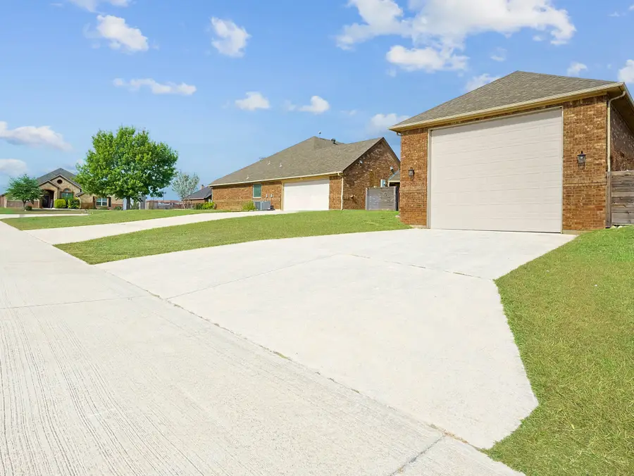 209 Clear Fork Trail, Rhome, TX 76078 - #3