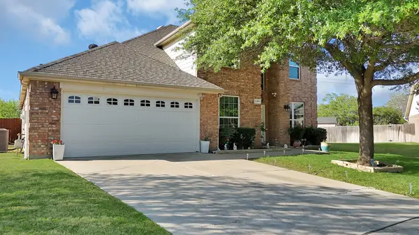 3209 Silver Point Court, Mansfield, TX 76063