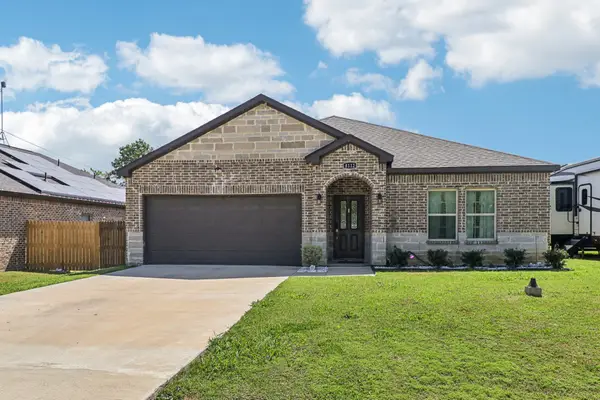 8112 Lakeshore Drive, Kemp, TX 75143