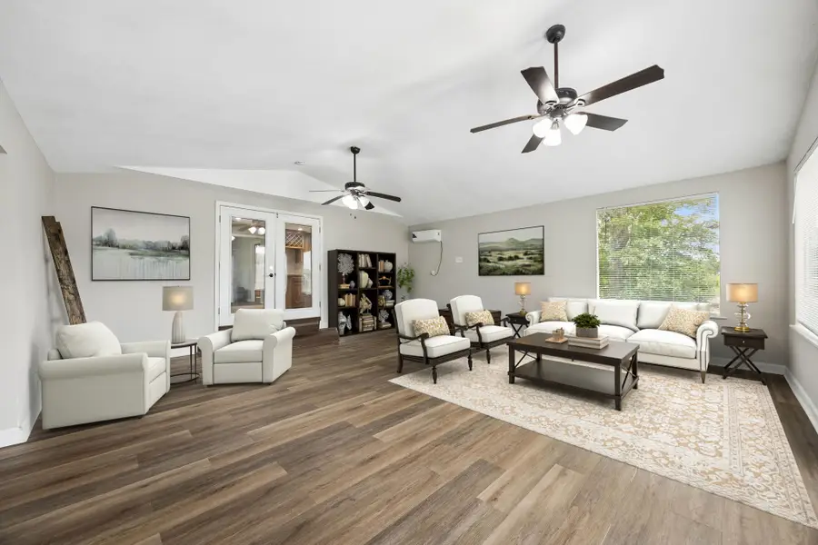 597 E Main Street, Van, TX 75790 - #3