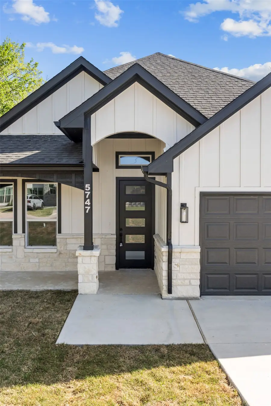 5747 Waddell Street, Sansom Park, TX 76114 - #2