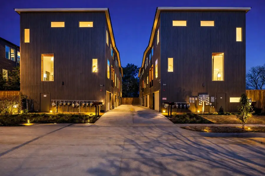 2151 Mail Avenue, Dallas, TX 75235 - #2