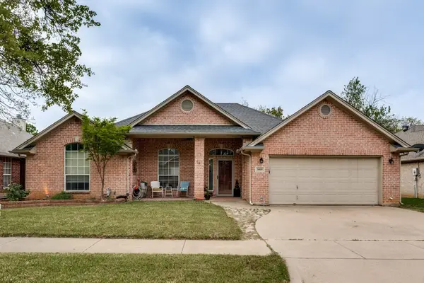5009 Pointclear Court, Arlington, TX 76017