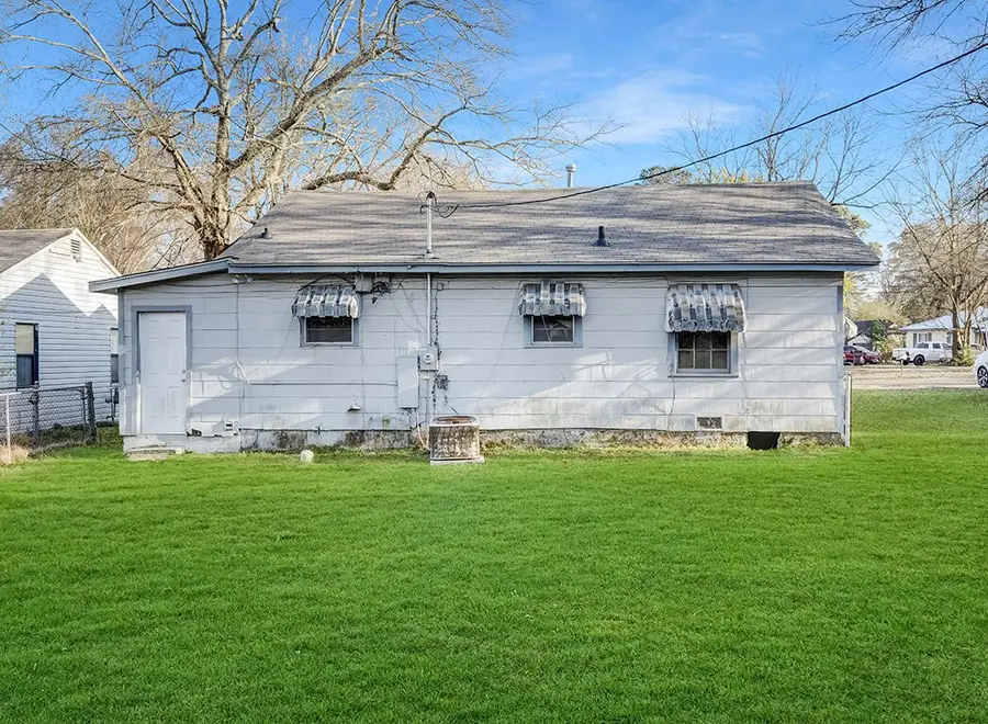 733 Arizona Avenue, Wake Village, TX 75501 - #2