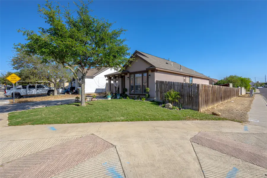 3601 Nubes Drive, Laredo, TX 78046 - #2