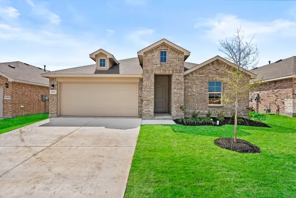 4217 Trickling Creek Lane, Fort Worth, TX 76036