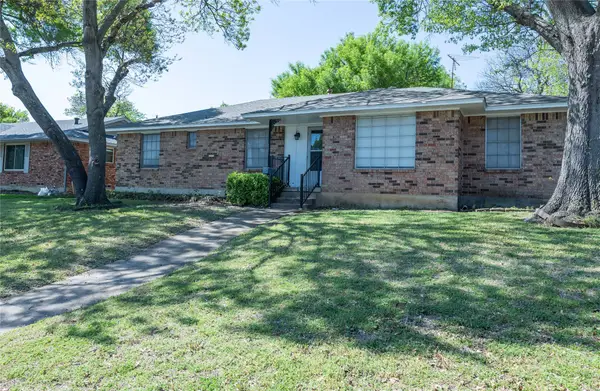 1860 Meadow Valley Lane, Dallas, TX 75232