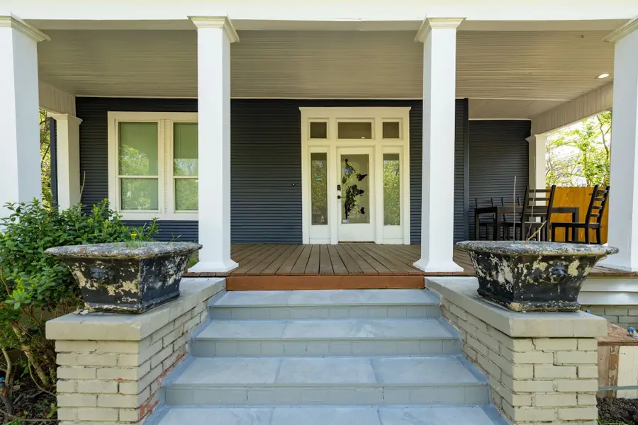 918 Elsbeth Street, Dallas, TX 75208 - #3