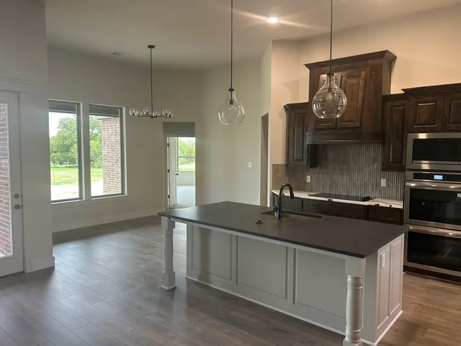 517 Longhorn Drive, Springtown, TX 76082 - #3