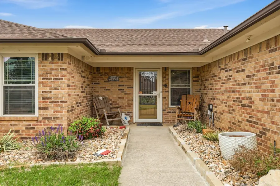 5721 Havana Drive, North Richland Hills, TX 76180 - #2