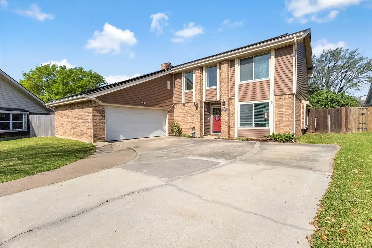 2405 Thistle Court, Euless, TX 76039 - #1