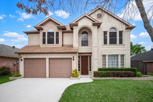 1209 Silverwood Drive, Flower Mound, TX 75028