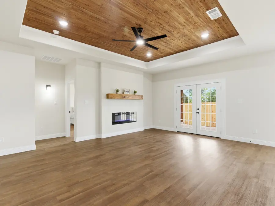 2211 Woodcrest Trail, Granbury, TX 76048 - #3