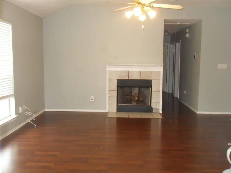 817 Cruise Street, Denton, TX 76207 - #2